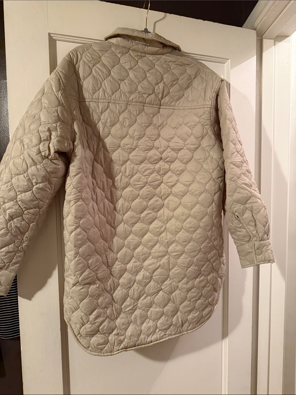 Quilted barn jacket - Picture 2 of 2